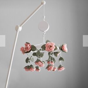 NWT Pottery Barn Kids Felted Roses Baby Crib Mobile